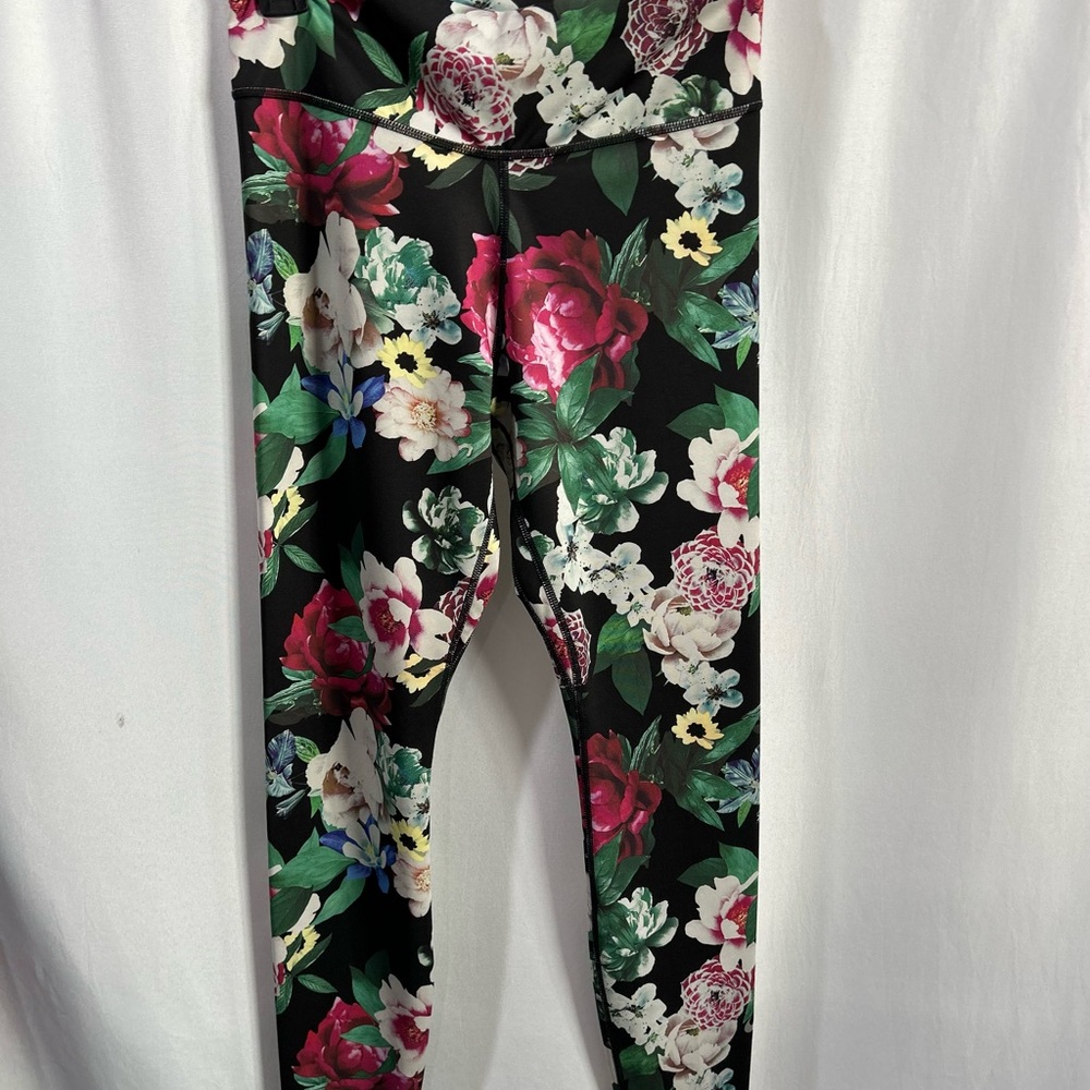 Nike Women’s Floral Dri-fit Leggings - Black and Multicolor flowers